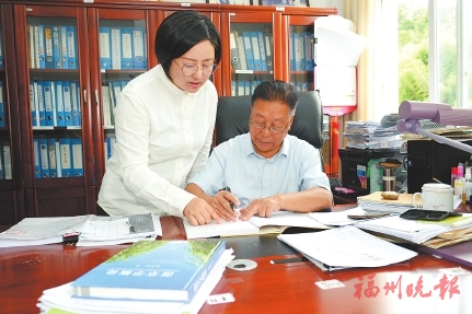 林占熺：欠外孙女“一天的陪伴”